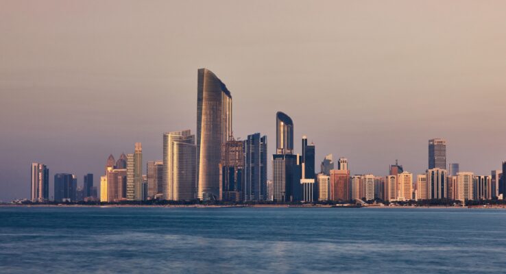 Why Developers and Tenants Prefer Working with a Multi-Service Provider Abu Dhabi 1 Multi-Service Provider Abu Dhabi