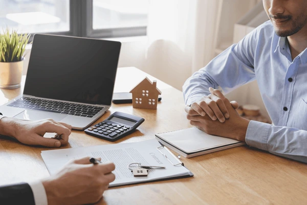 Residential Property in Abu Dhabi, Abu Dhabi Real Estate Market 2025, UAE Golden Visa, Property Investment Abu Dhabi, Economic Growth UAE