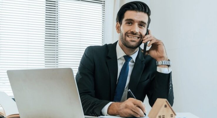 Construction Company in Abu Dhabi, Abu Dhabi construction, large-scale project management, UAE construction, infrastructure projects, building materials, AD compliance, construction planning, quality control, project execution