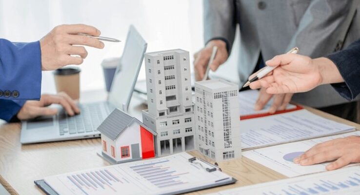 Property in Abu Dhabi, Real Estate Investment Abu Dhabi, Abu Dhabi Golden Visa, UAE Property Laws, Abu Dhabi Economic Vision 2030