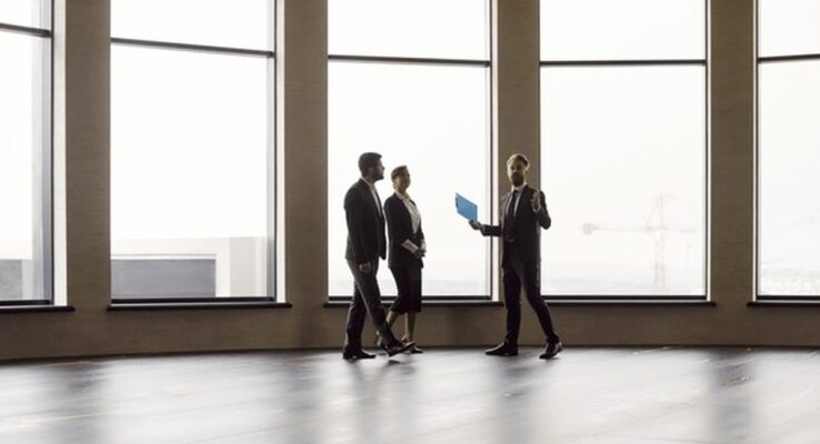 Real Estate Investment in Abu Dhabi, Property Investment UAE, Abu Dhabi Housing Market, Buy to Let Abu Dhabi, Commercial Real Estate UAE